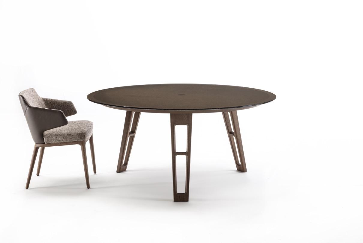 Round wooden dining table | Axel by Frigerio