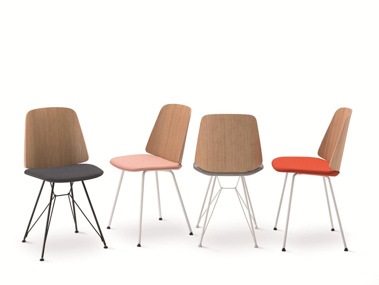 Chair with removable cover | June 2055 by Zanotta