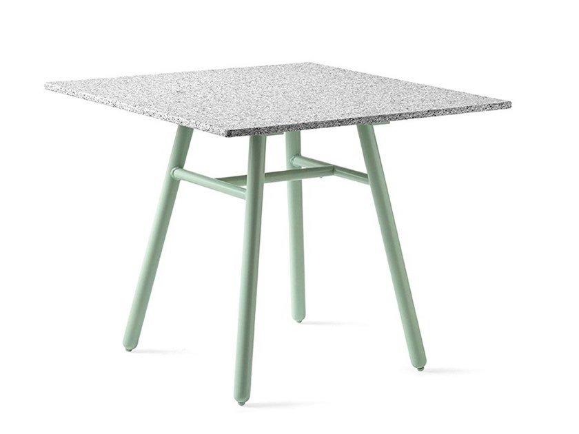 Square garden ceramic table with aluminium base | Yo! by Connubia