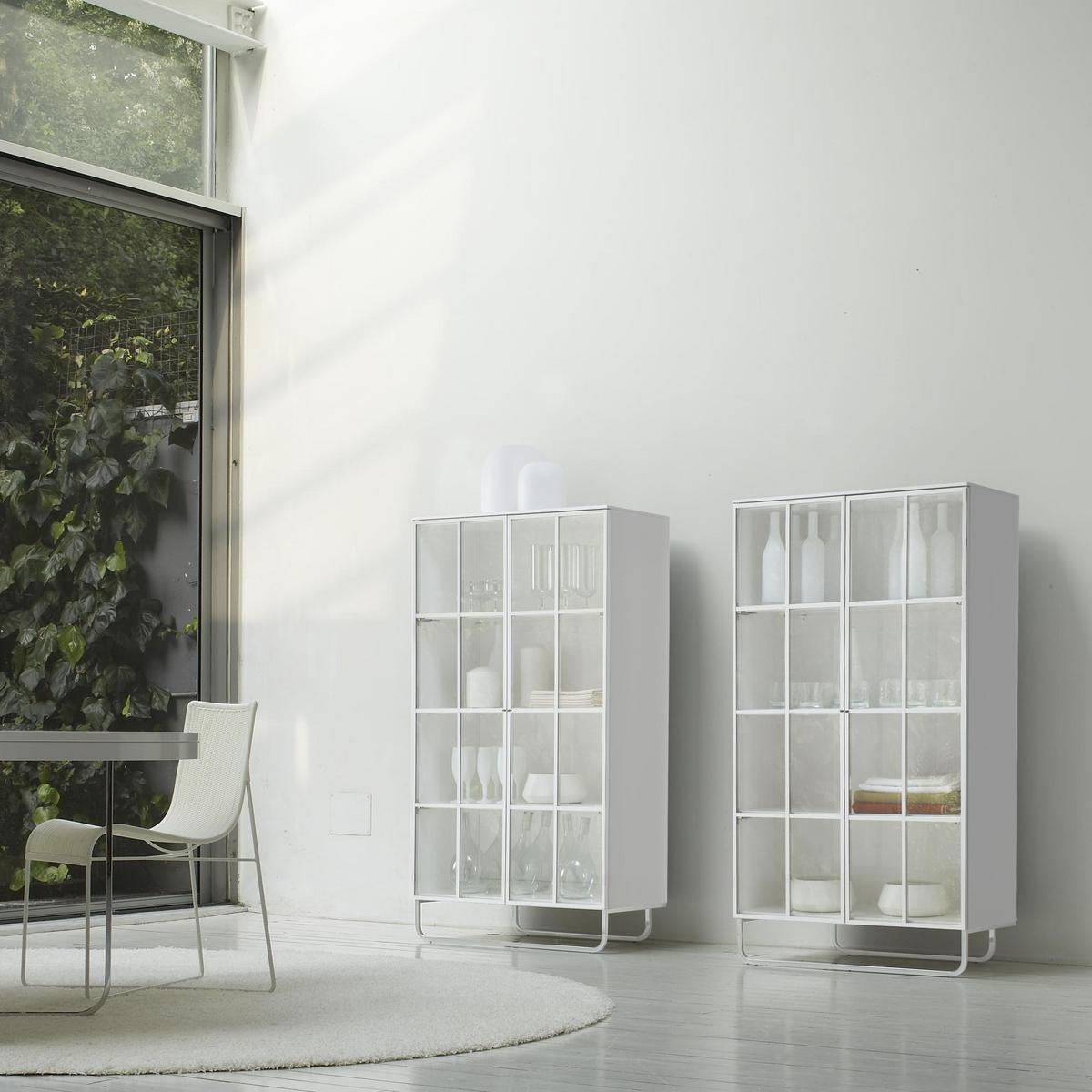 Wood and glass display cabinet | Hyannis Port by Ligne Roset
