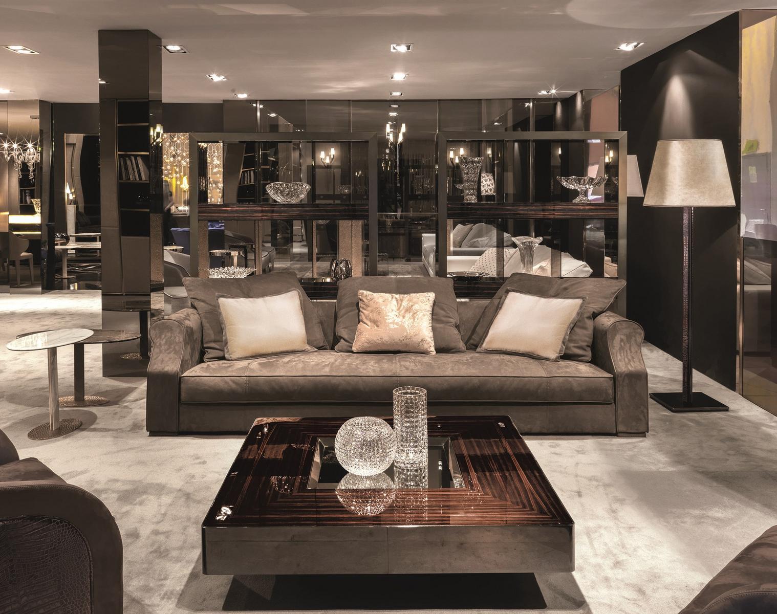 Sectional tanned leather sofa | Rubens Free Back Cushions by Longhi