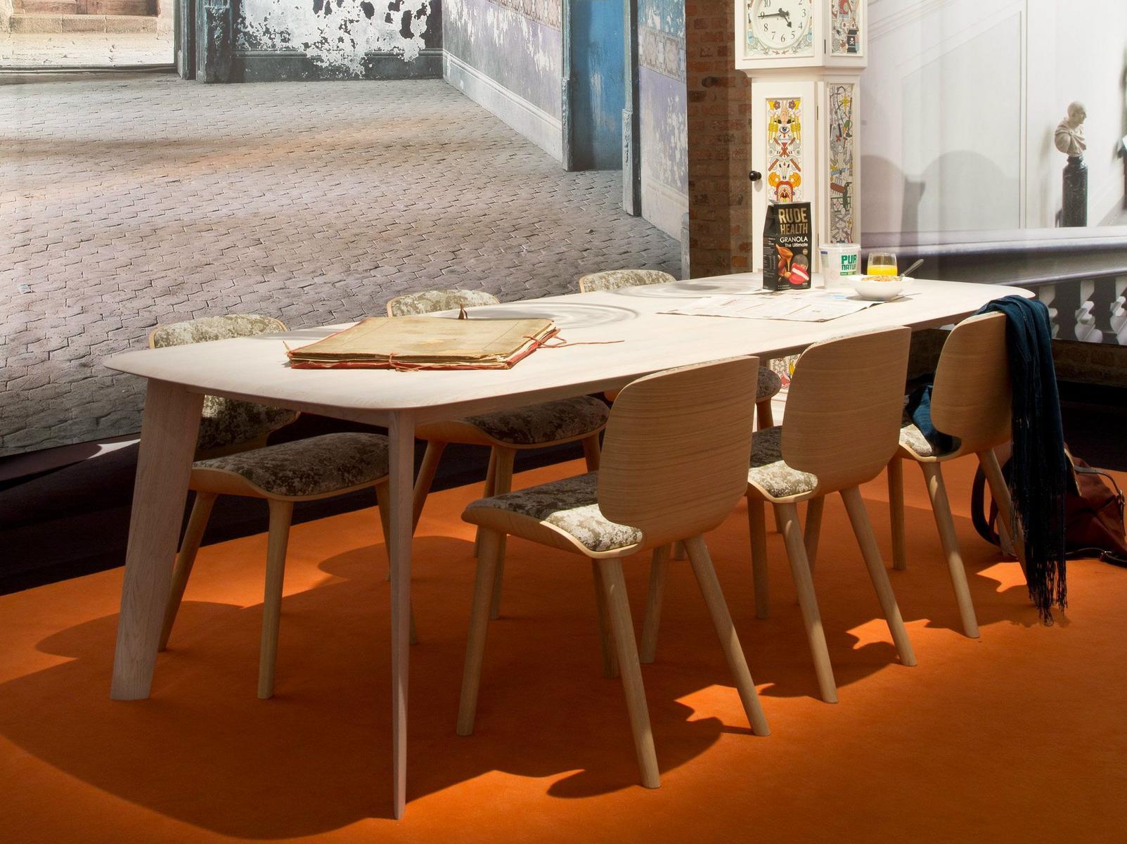 Upholstered chair | Nut Dining Chair by Moooi