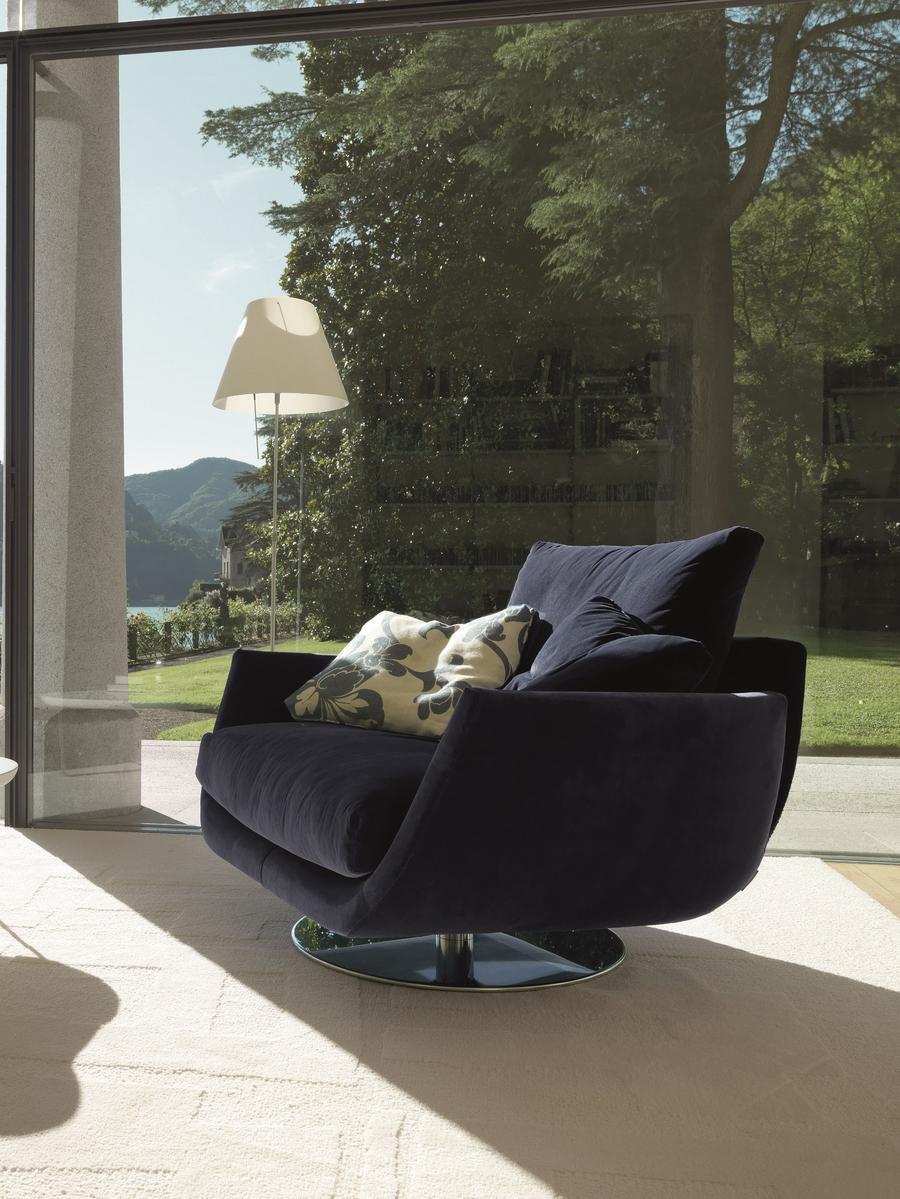 Swivel armchair | Tuliss by Desiree