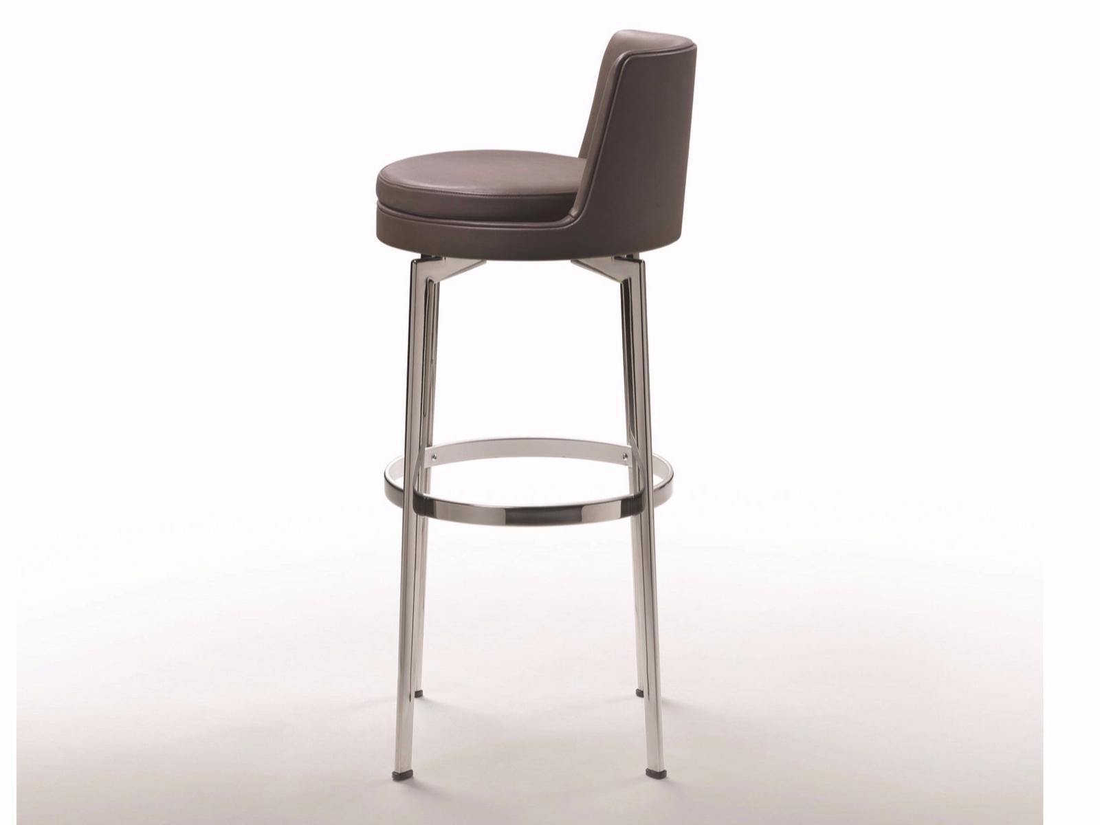 High upholstered leather stool | Feel Good by Flexform
