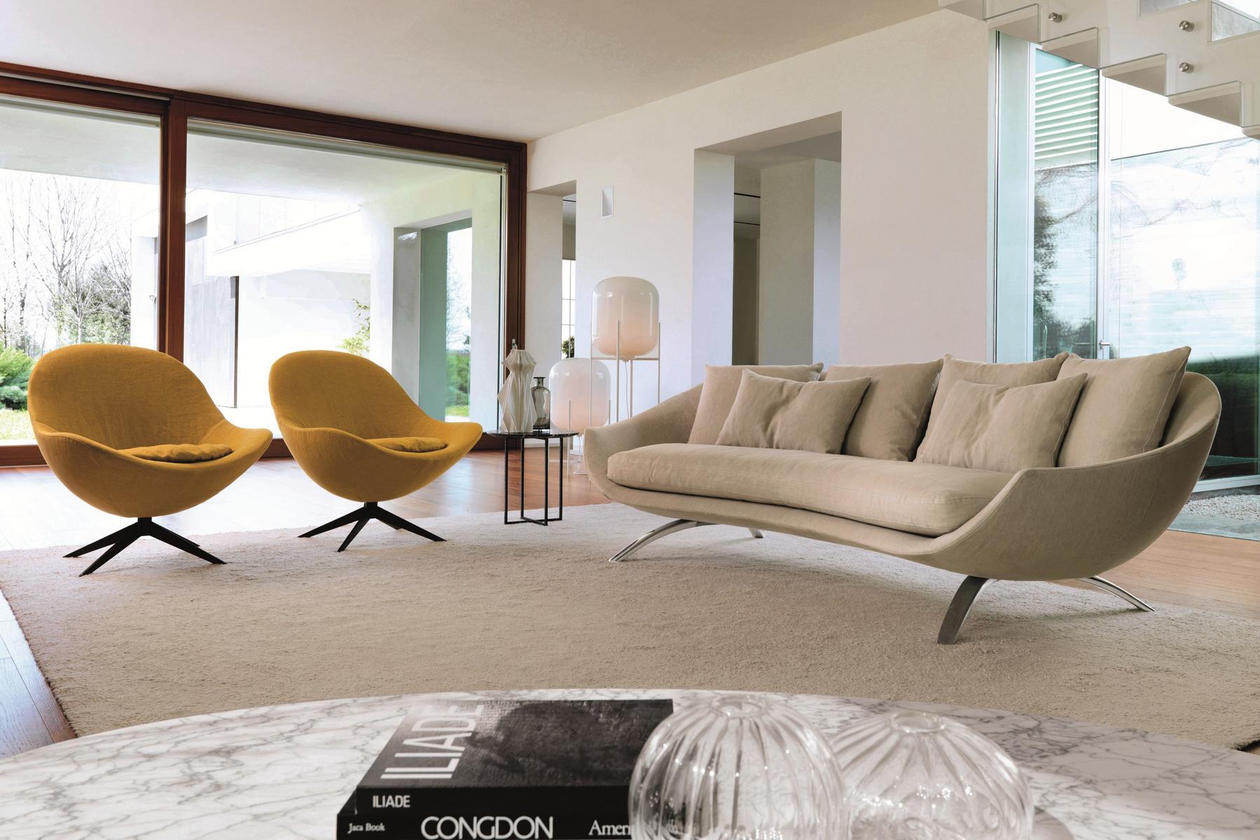 Armchair with 4-spoke base | Soor by Desiree