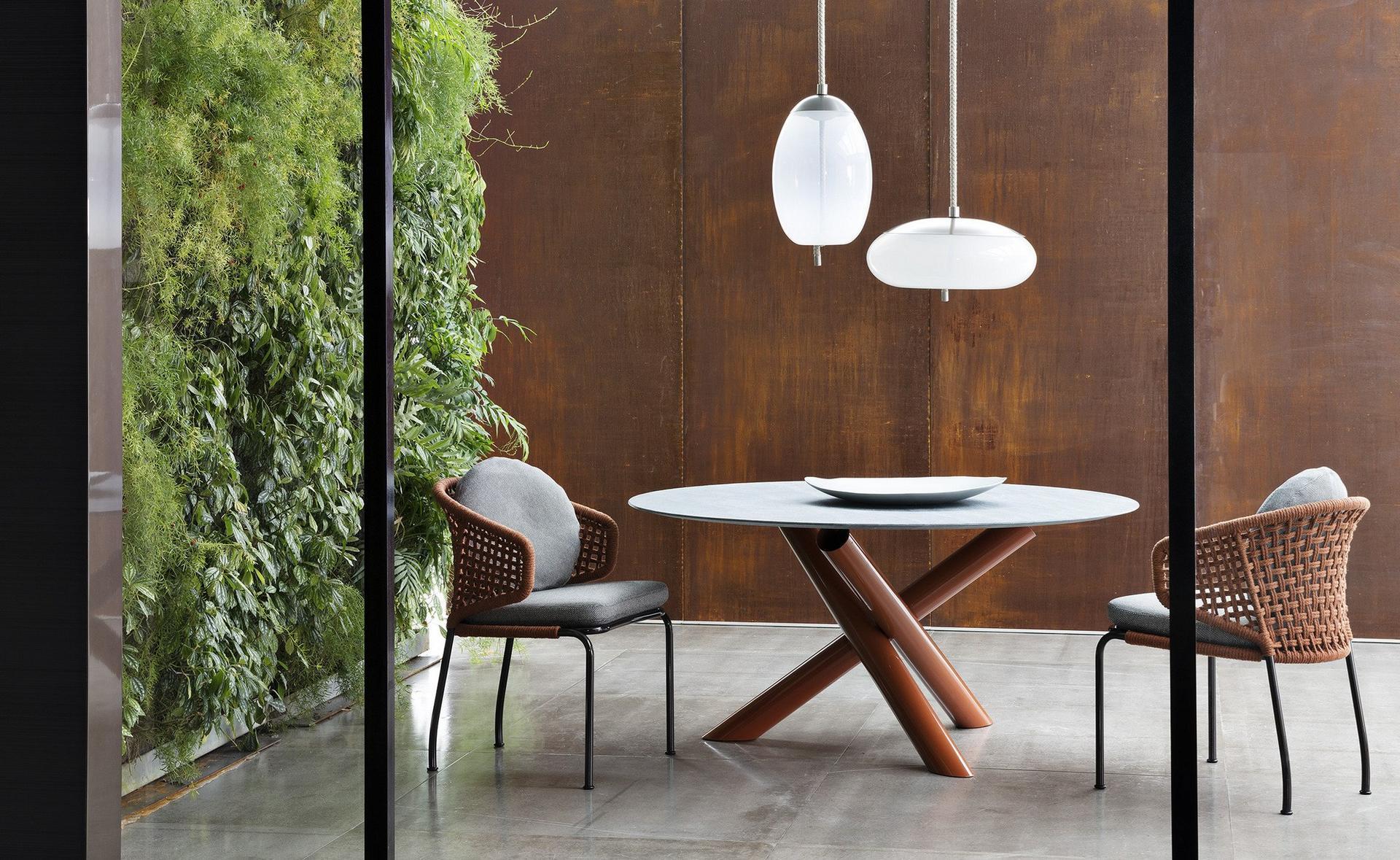 Outdoor table | Van Dyck Outdoor by Minotti