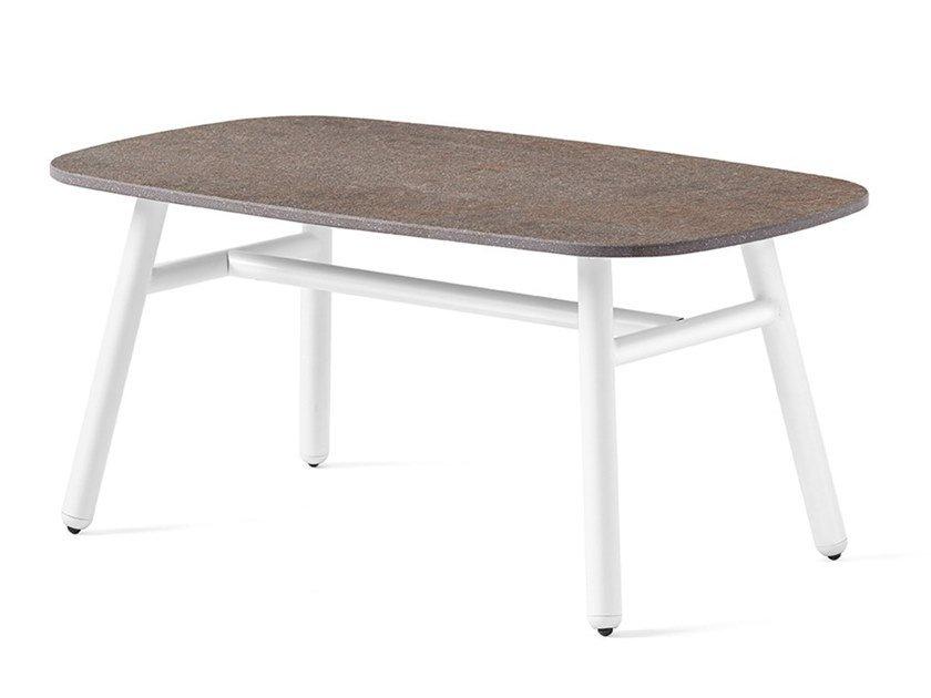 Garden ceramic side table with aluminium base | Yo! by Connubia
