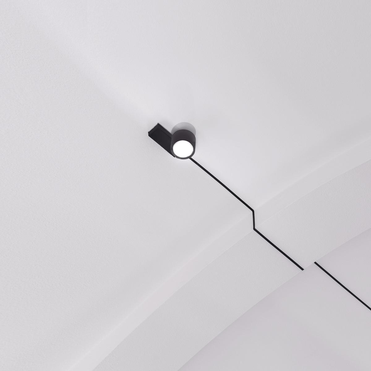 Linear lighting profile | Endless by Davide Groppi