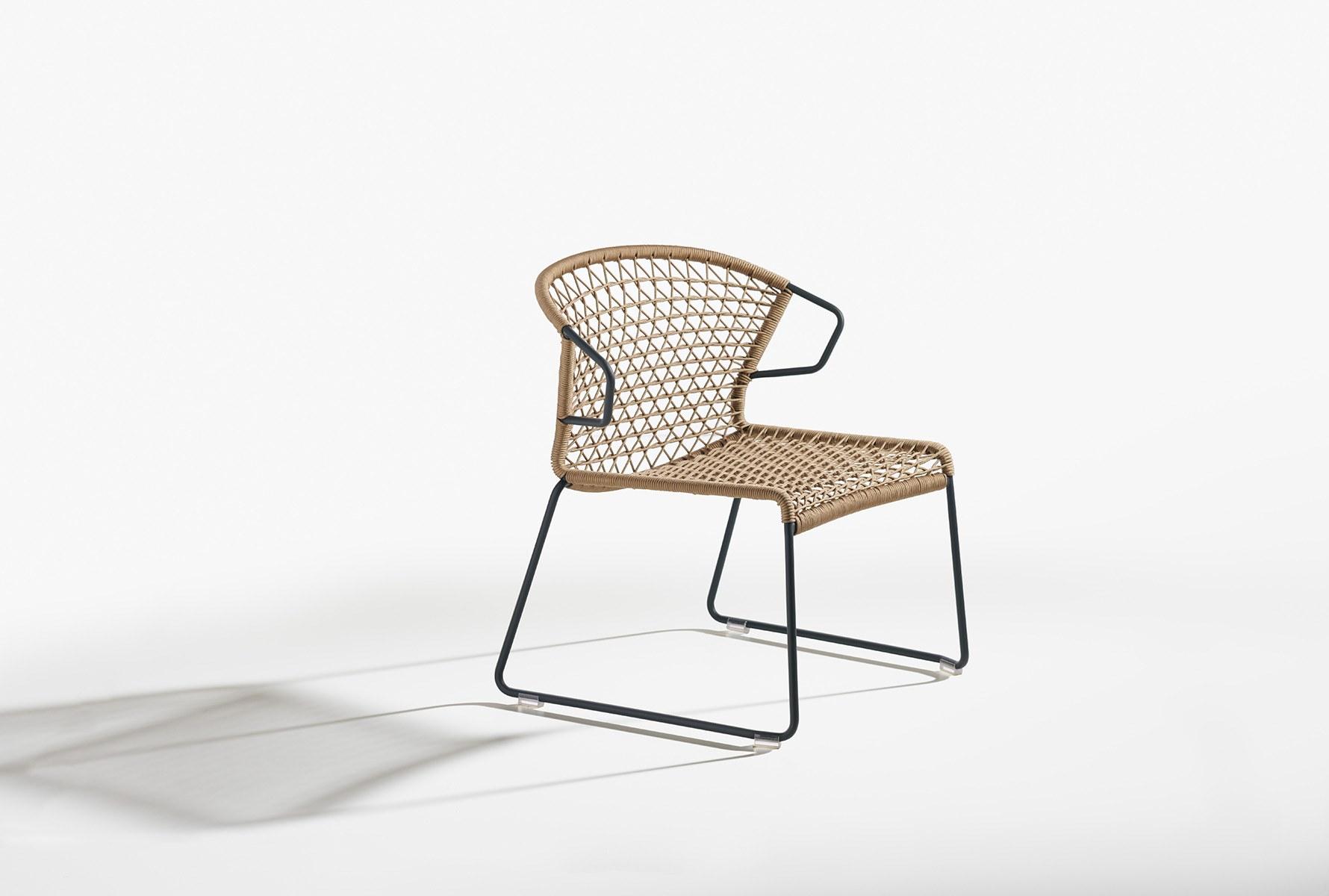 Garden armchair with armrests | Vela by Potocco