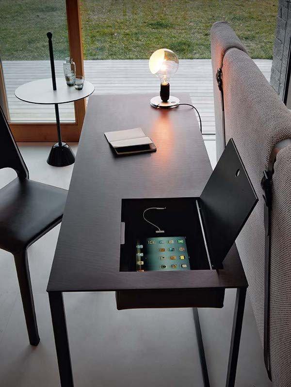 Steel secretary desk with tanned leather top | Calamo 2730 by Zanotta