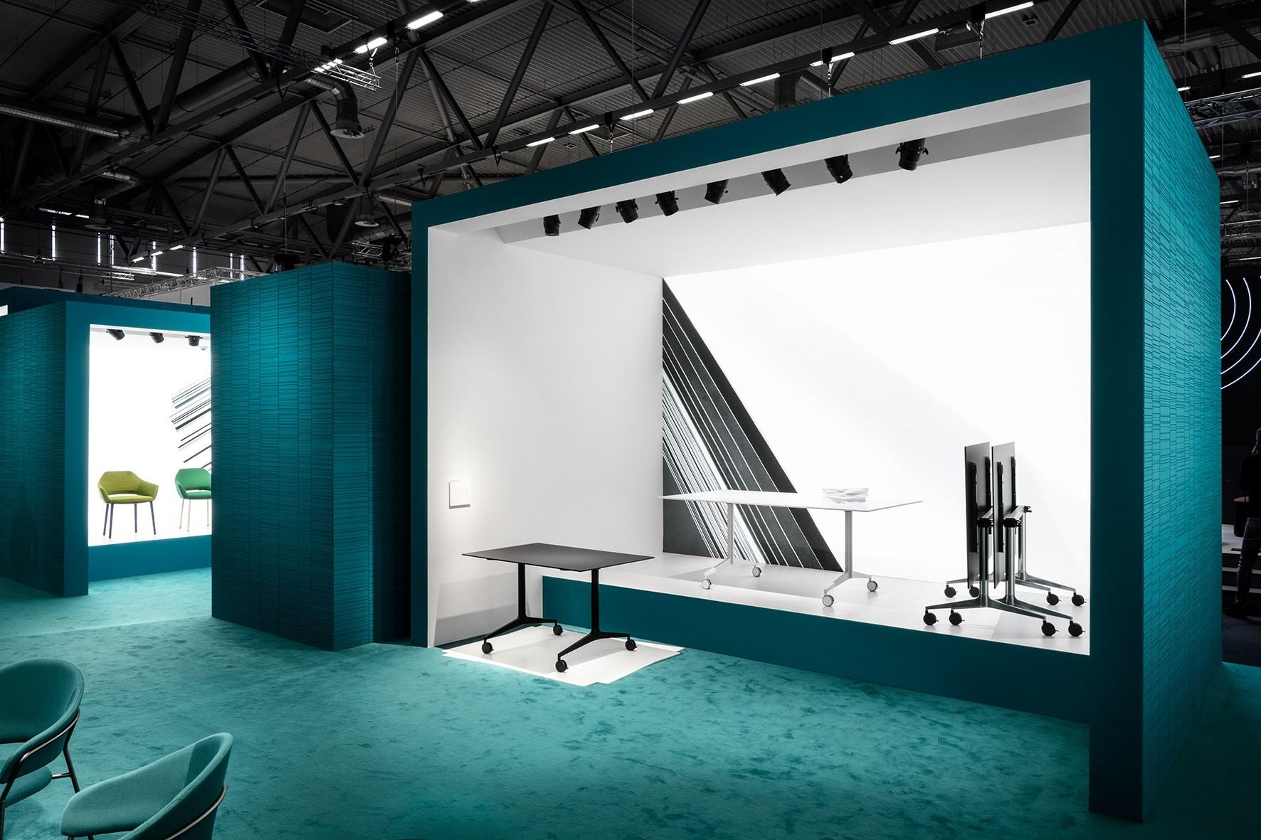 Folding rectangular metal table with casters | Ypsilon Tilting by Pedrali