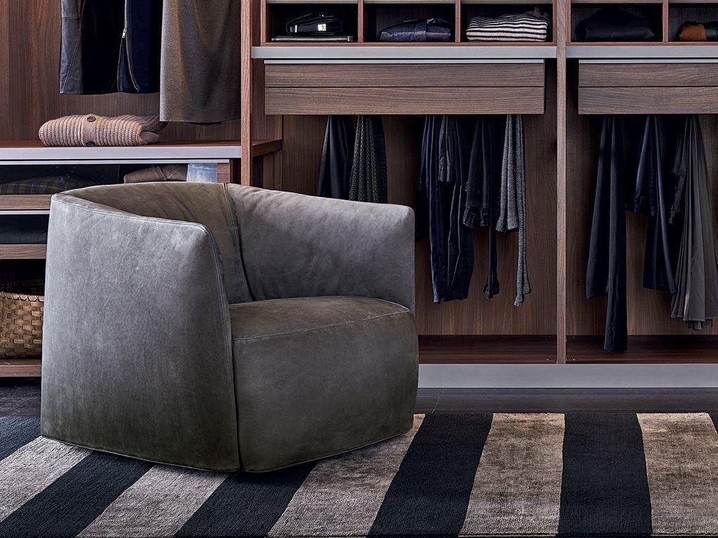 Upholstered leather armchair | Santa Monica by Poliform