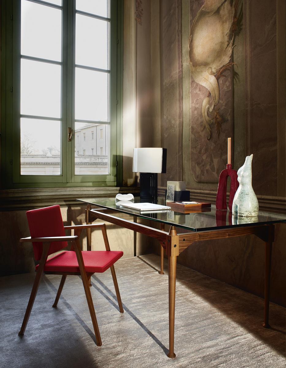 Wooden easy chair | 832 Luisa by Cassina