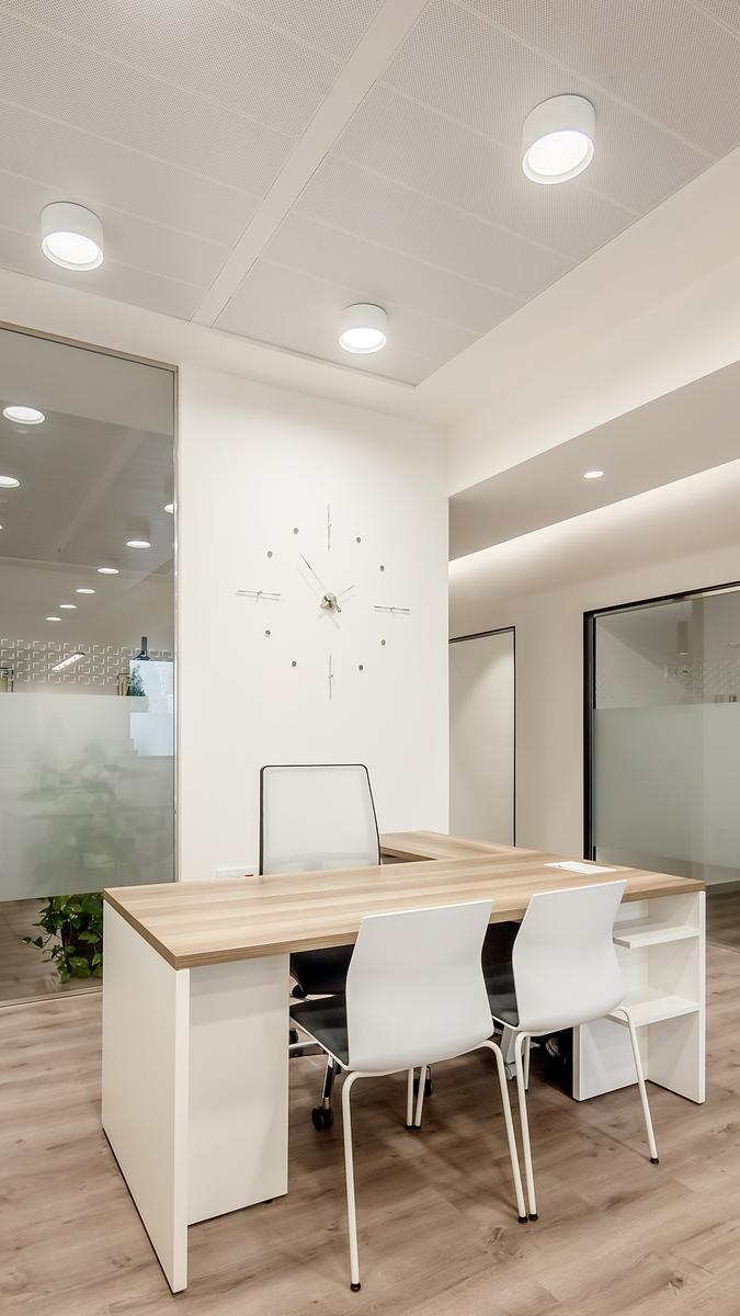 LED direct light aluminium ceiling lamp |  by Arkoslight