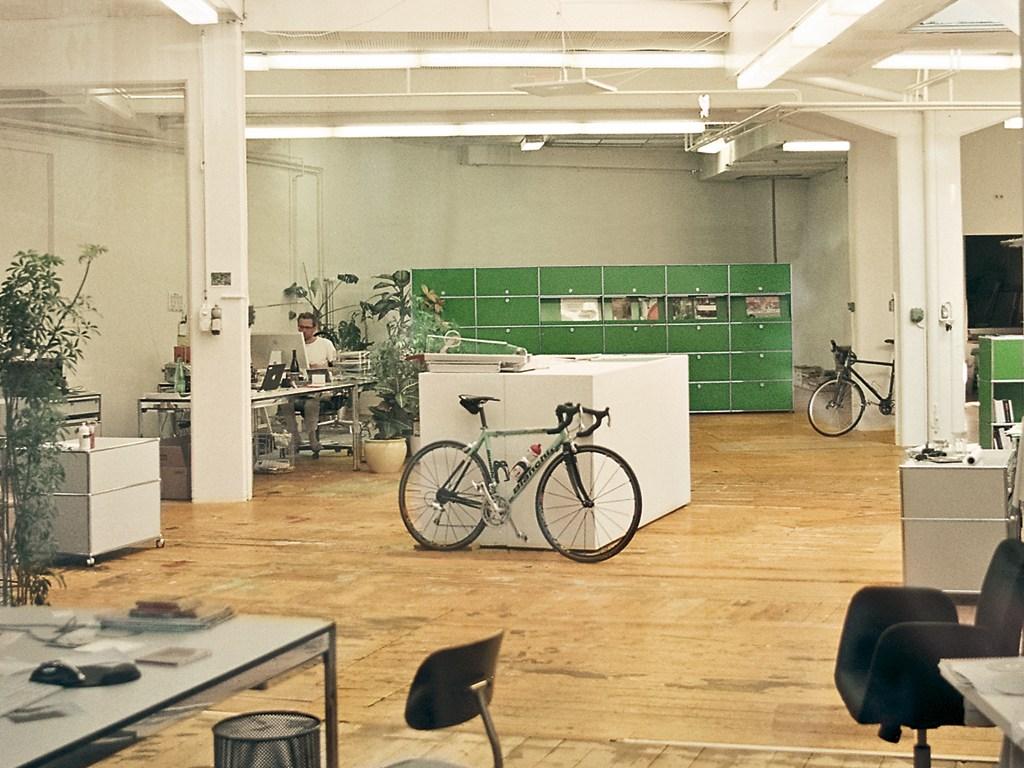 Low modular metal office storage unit | Haller Credenza As Office Storage by USM