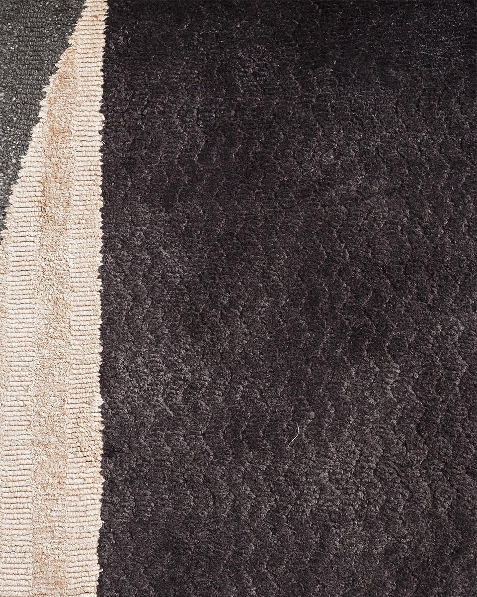 Handmade rectangular rug | Borderland by Baxter