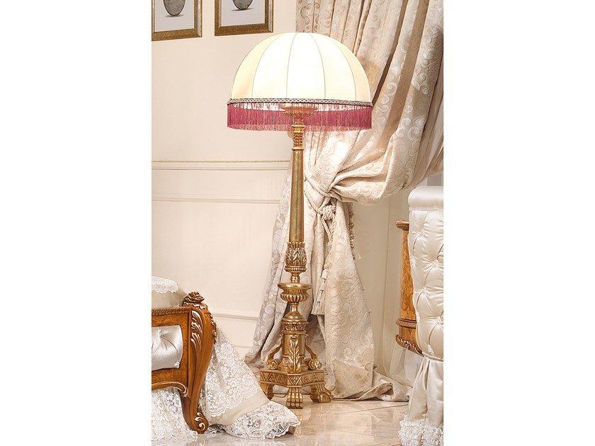 Direct-indirect light wooden floor lamp | David by Barnini Oseo