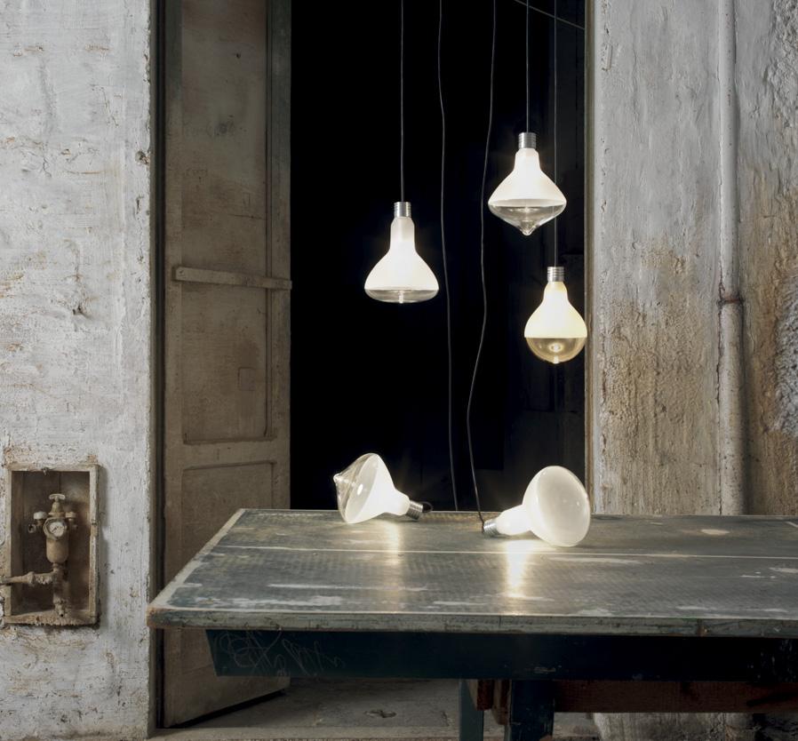Direct light satin glass pendant lamp | Makeup by Karman
