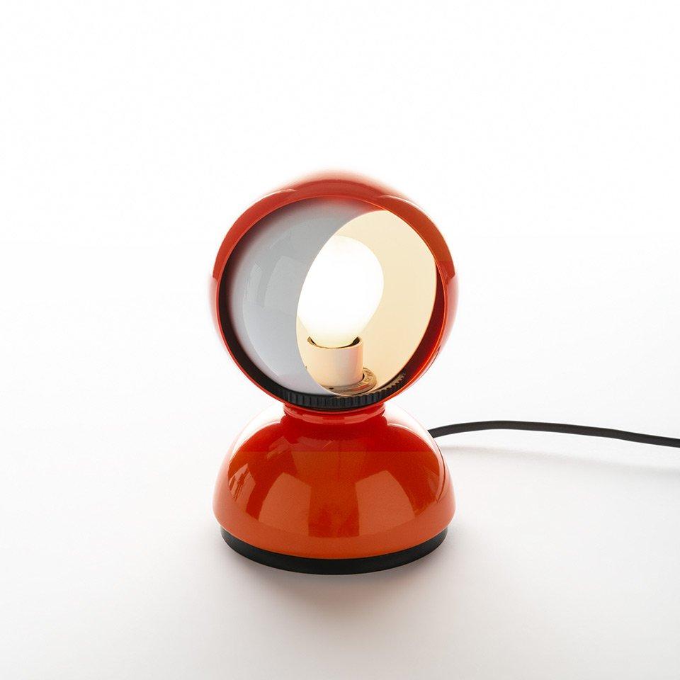 Painted metal table lamp | Eclisse by Artemide