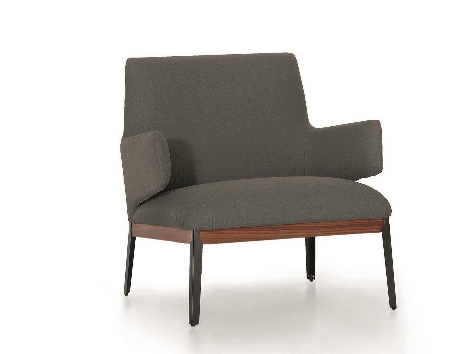 Fabric armchair with armrests | Hug Low by Arflex