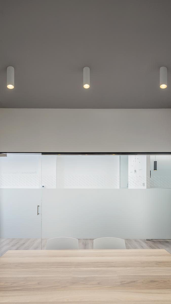 LED aluminium ceiling lamp | Scope 27 Surface by Arkoslight