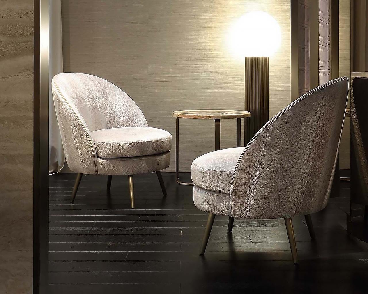 Fabric armchair in a luxury style | Perla by Rugiano