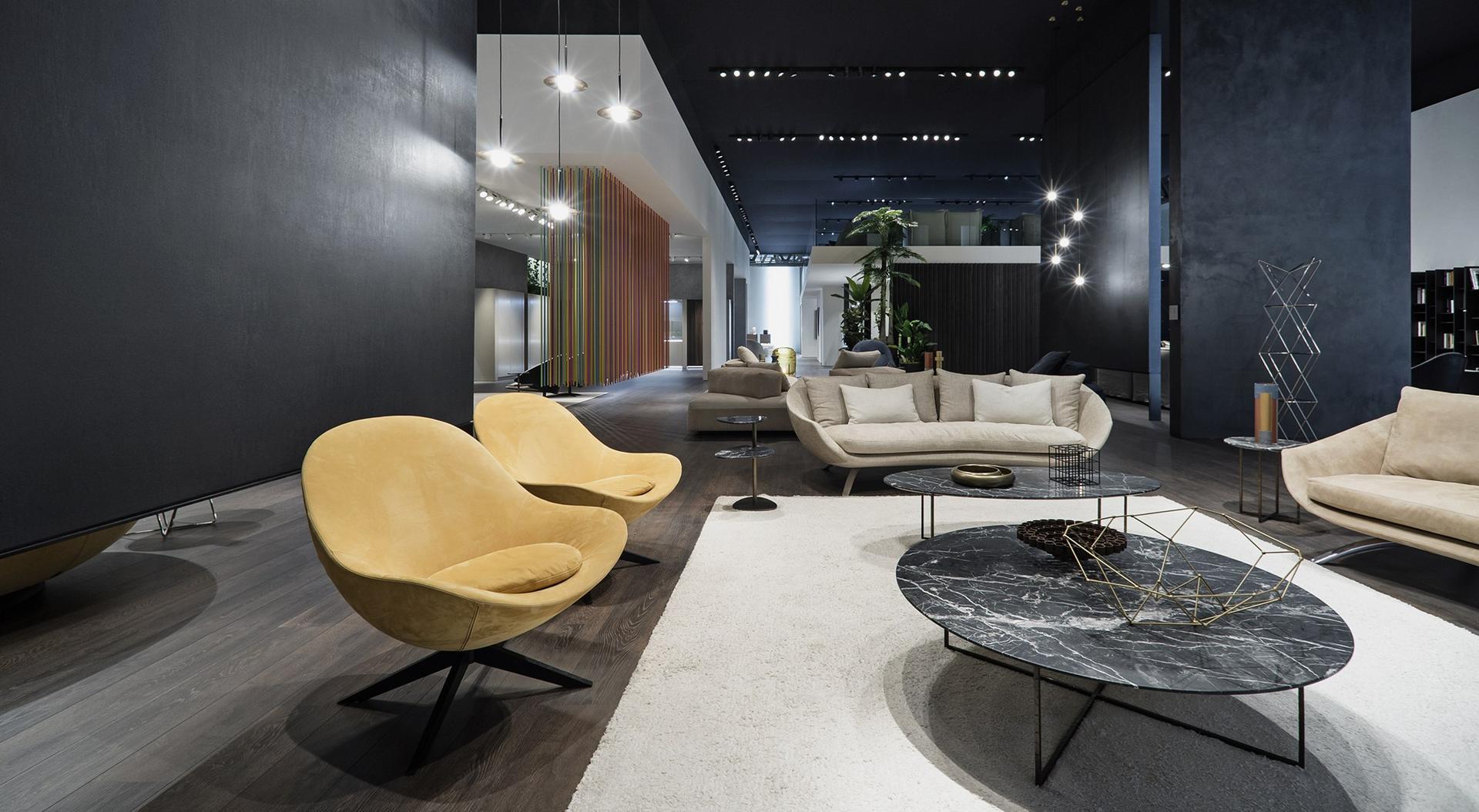 Armchair with 4-spoke base | Soor by Desiree