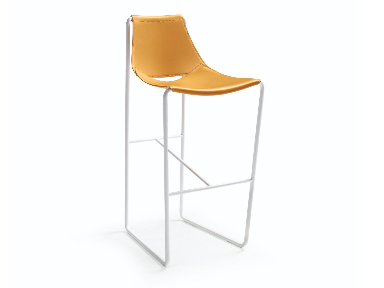 Sled base tanned leather barstool with back | Apelle by Midj