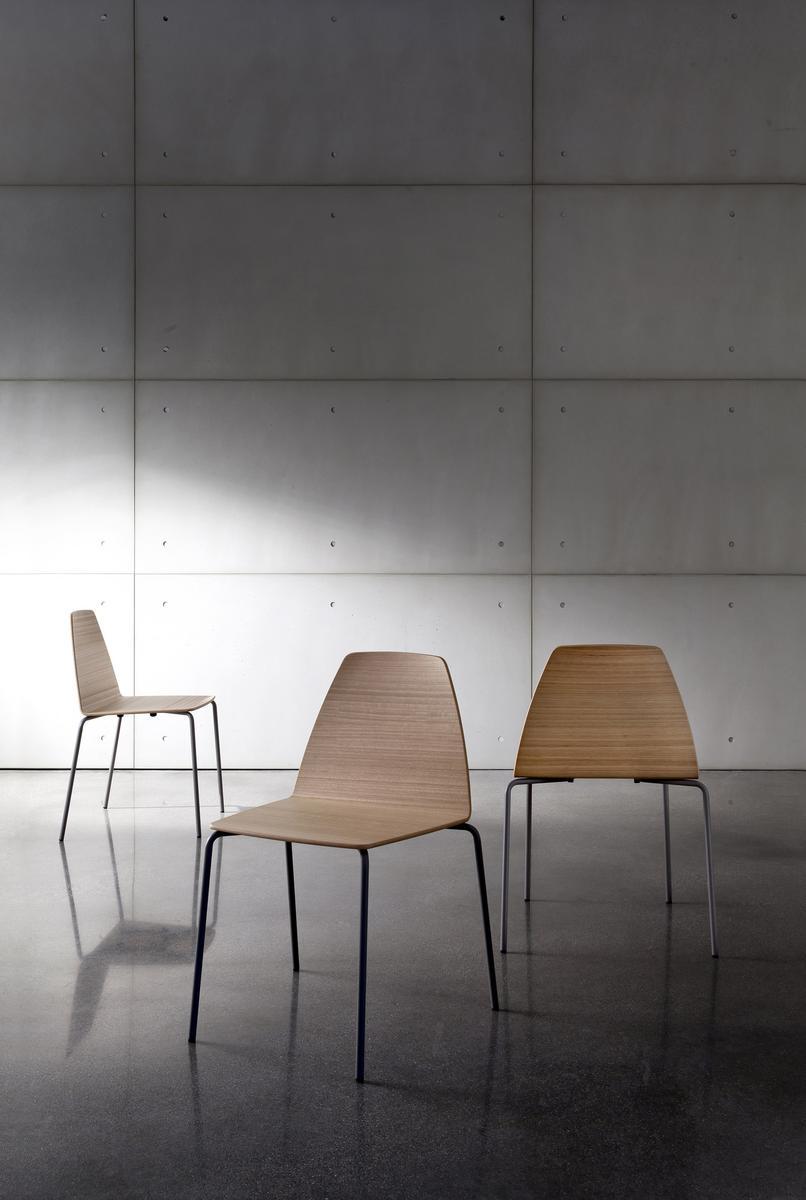 Stackable multi-layer wood chair | Sila by Sovet