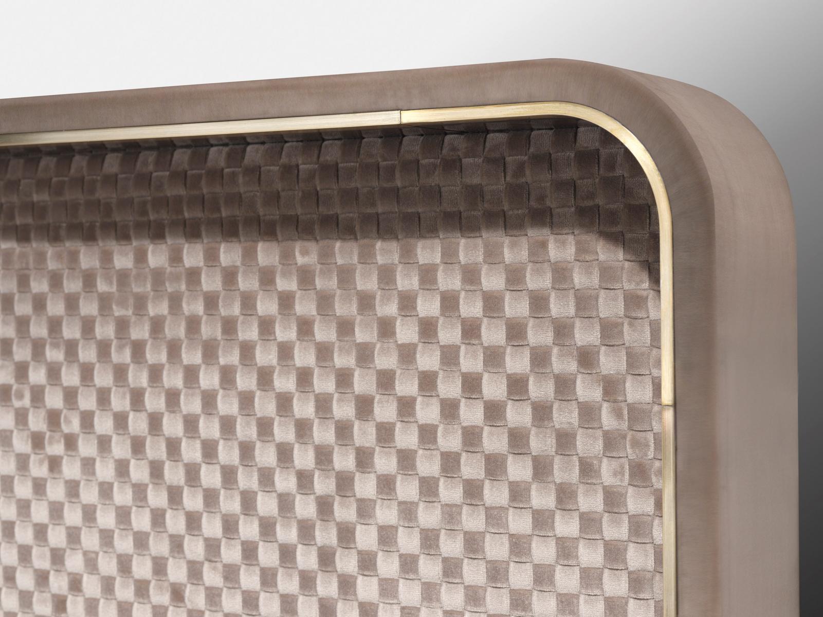 Upholstered fabric bed with tufted headboard | Ripley by Visionnair