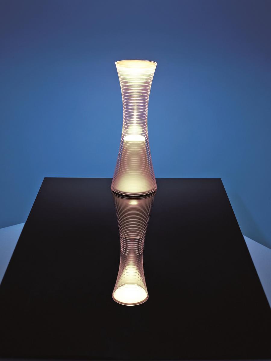 Cordless methacrylate table lamp | Come Together by Artemide