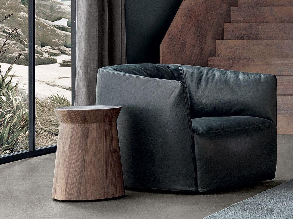 Round solid wood coffee table | Dama by Poliform