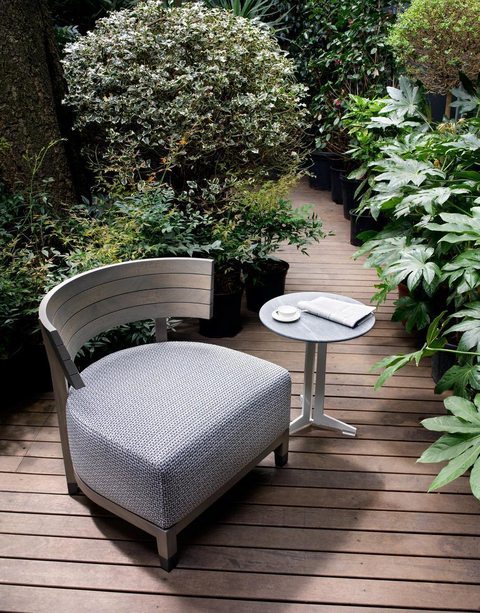 Garden fabric easy chair with removable cover | Thomas by Flexform