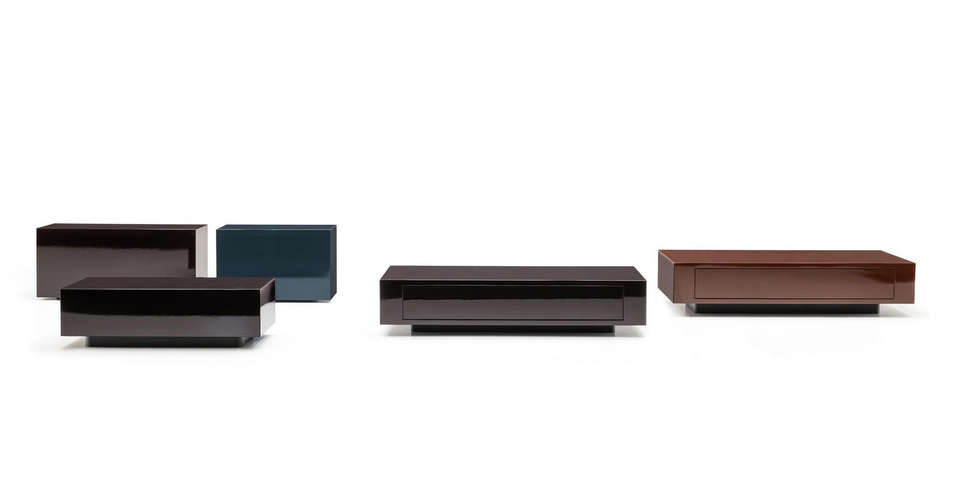 Wooden coffee table for living room | Solid by Minotti