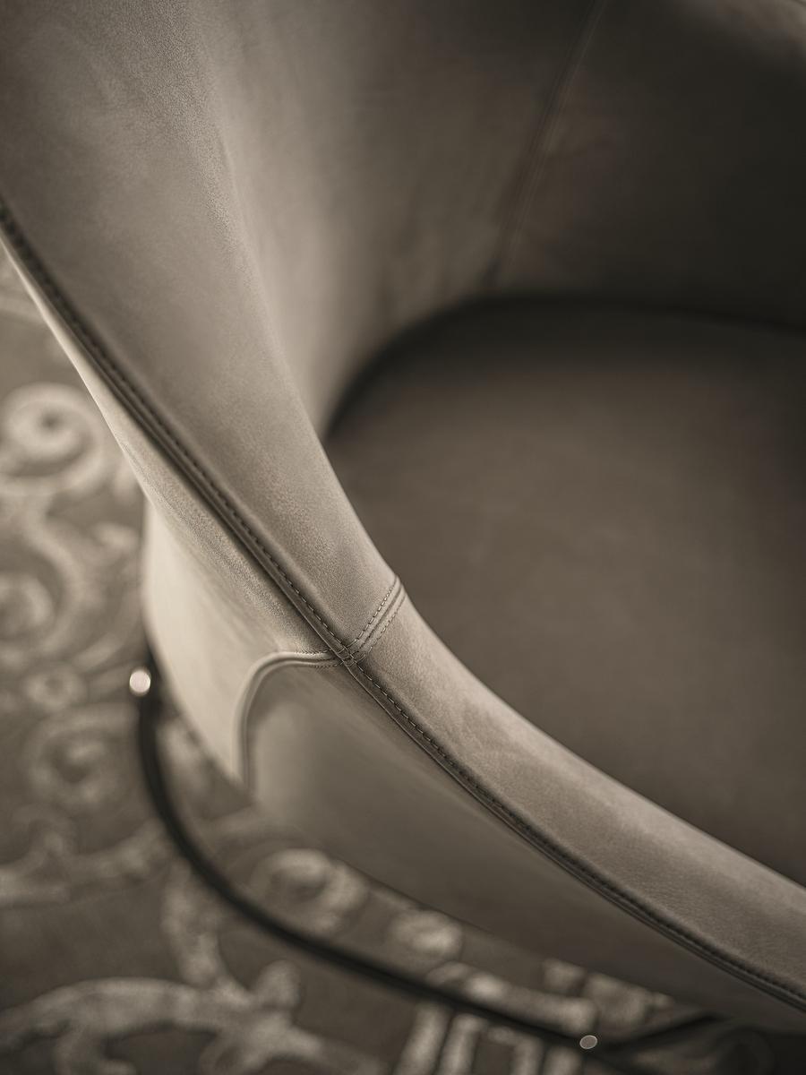 Fabric chair | Lily by Longhi