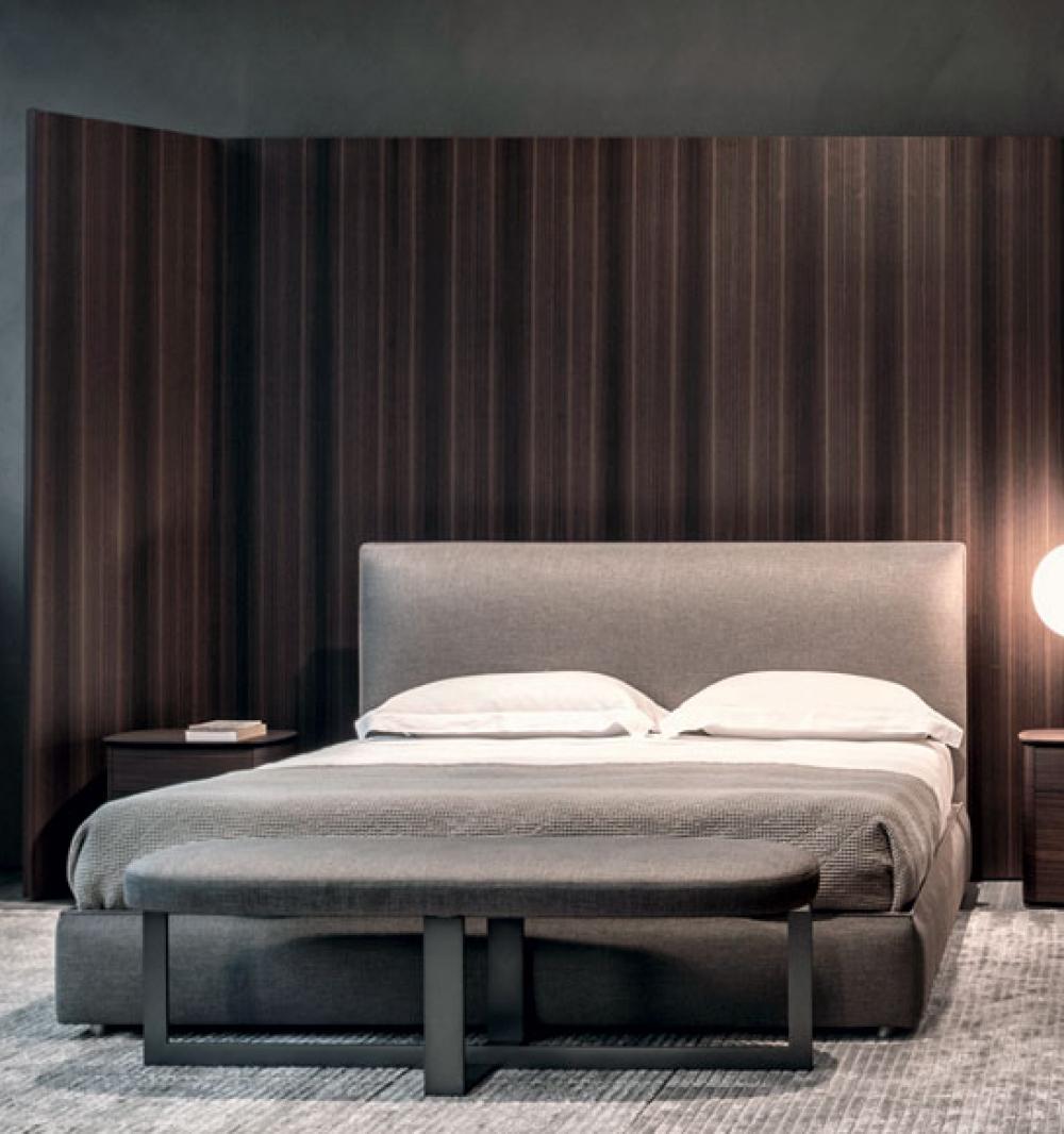 Oval stone coffee table | Domino Next by Molteni