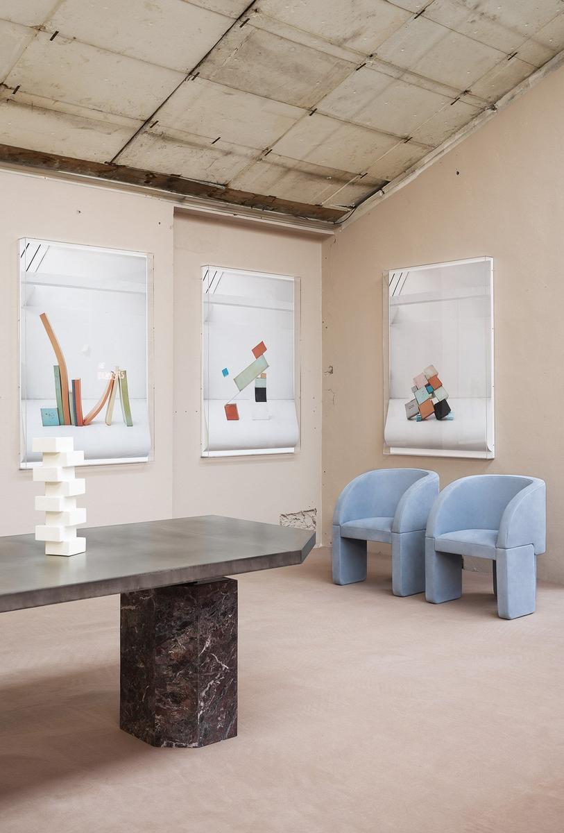 Nabuk easy chair with armrests | Lazybones by Baxter