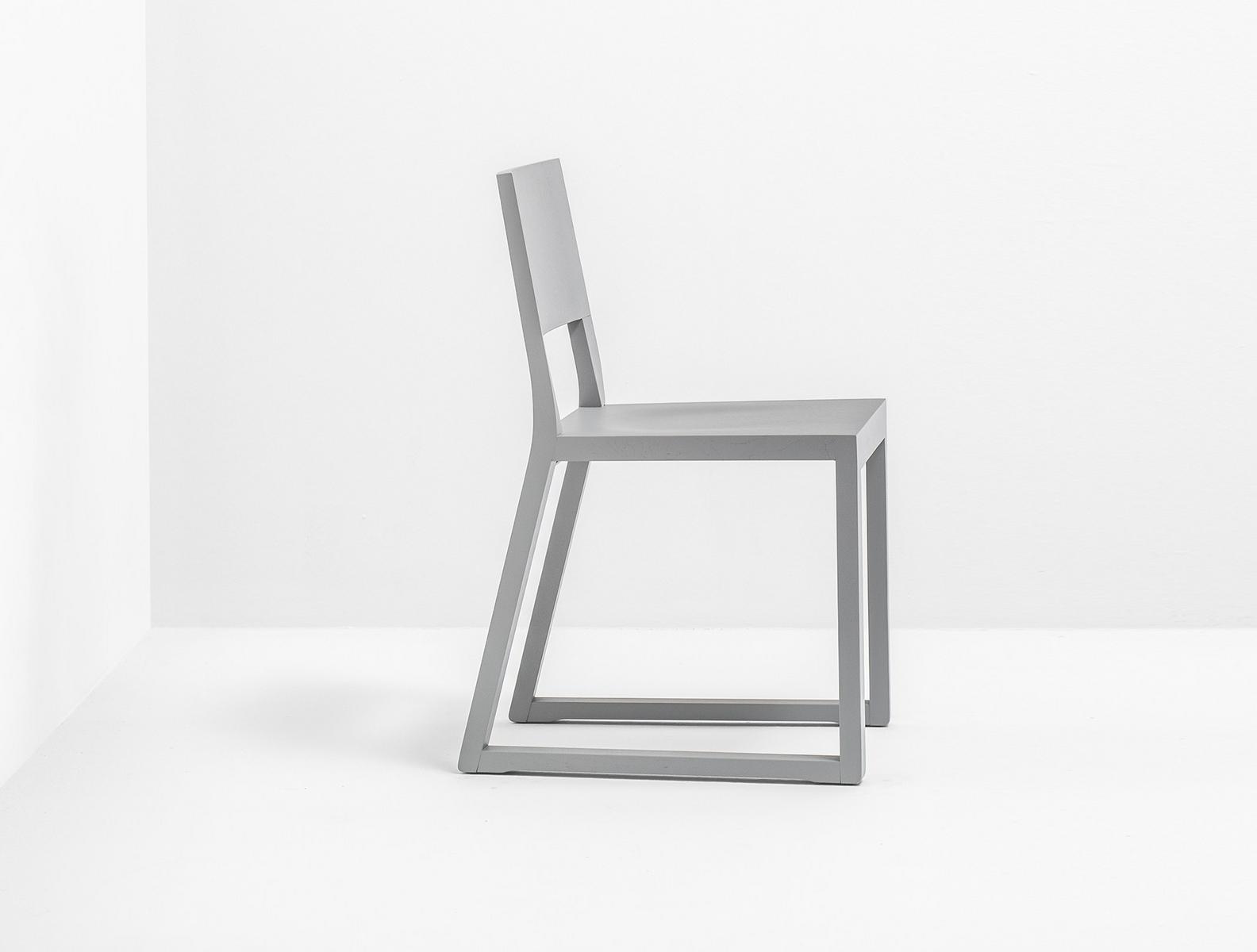 Sled base solid wood chair | Feel 450 by Pedrali