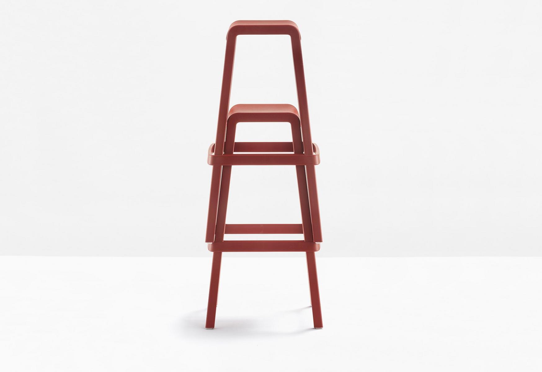 Stackable polypropylene stool | Dome 268 by Pedrali