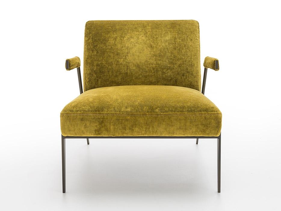 Armchair with armrests | Lima by Nicoline