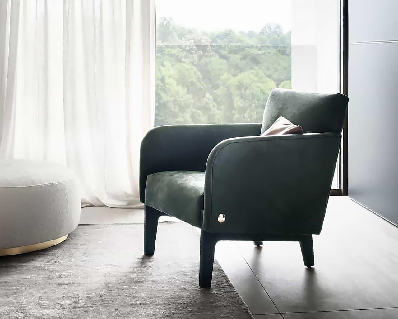Nabuk armchair in a luxury style | Agata by Rugiano