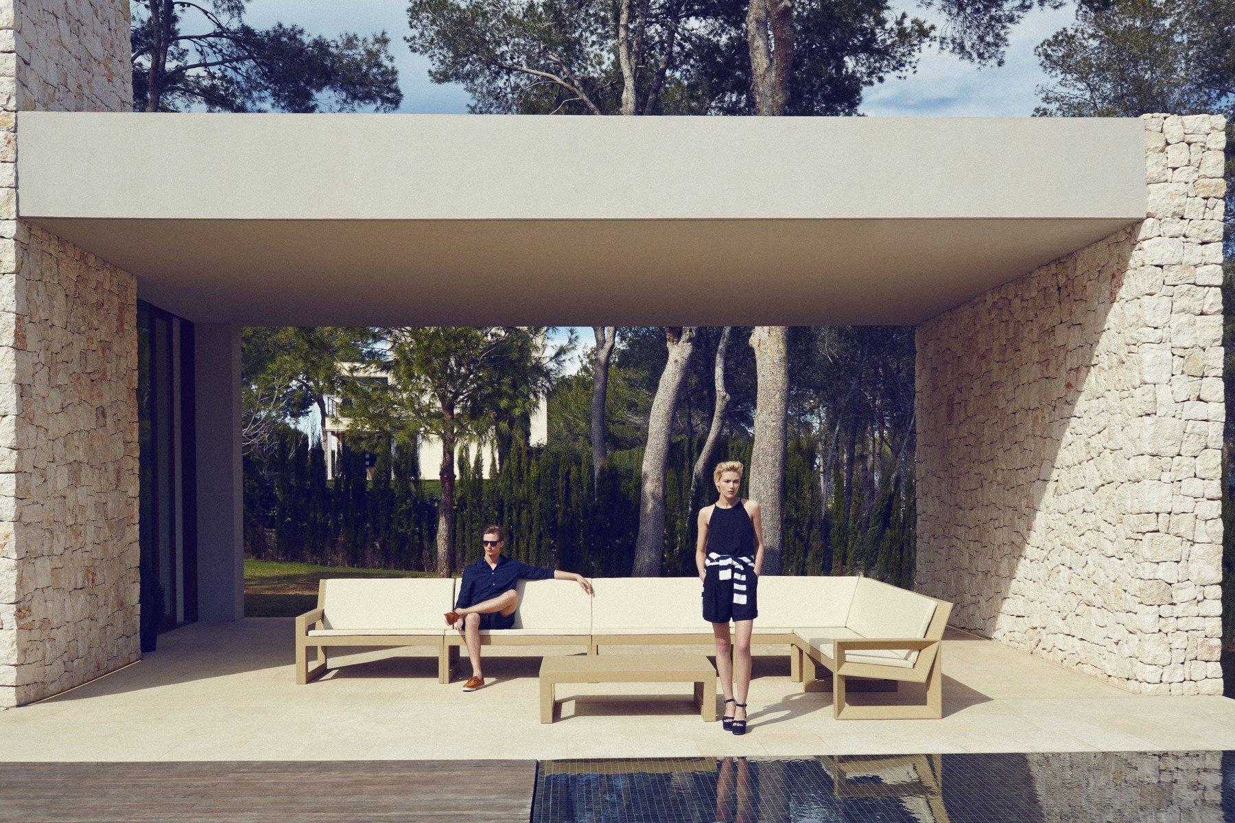 Sectional modular sofa | Frame by Vondom