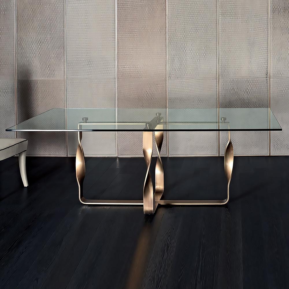 Metal table in a luxury style | Nokido by Rugiano