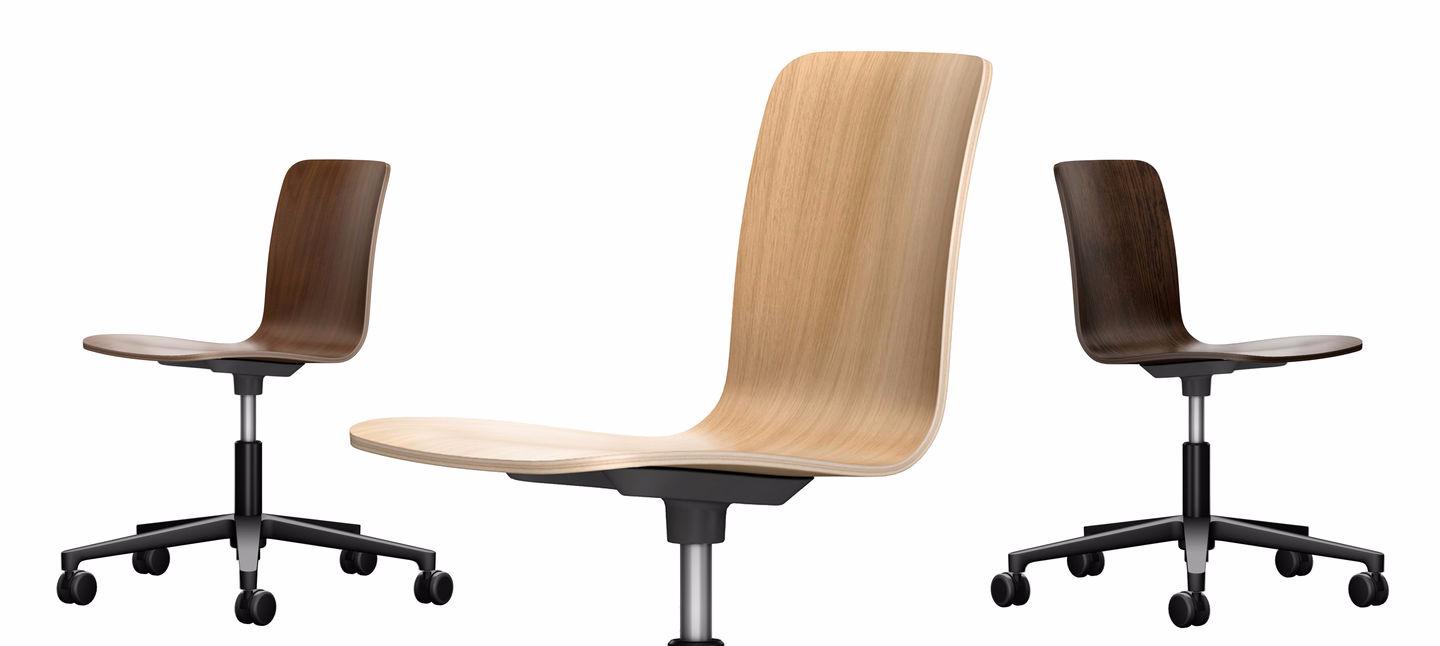 Swivel plywood office chair | Hal Ply Studio by Vitra