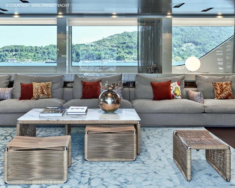 Low tanned leather stool | Tindari by Flexform