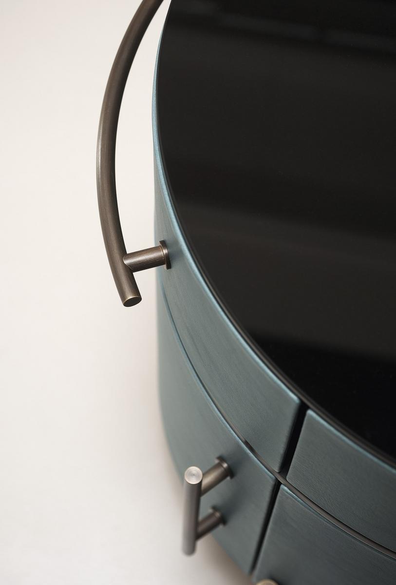 Leather coffee table / bedside table | Plissé by Baxter