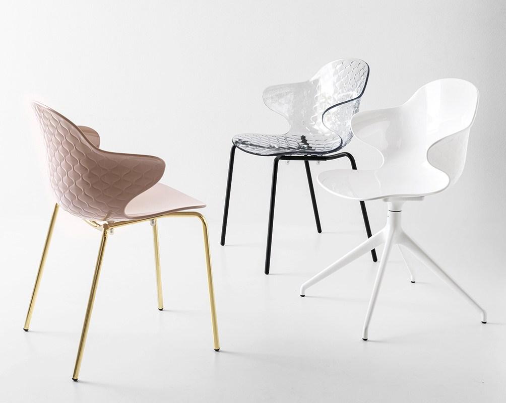 Stackable polycarbonate chair with armrests | Saint Tropez by Calligaris