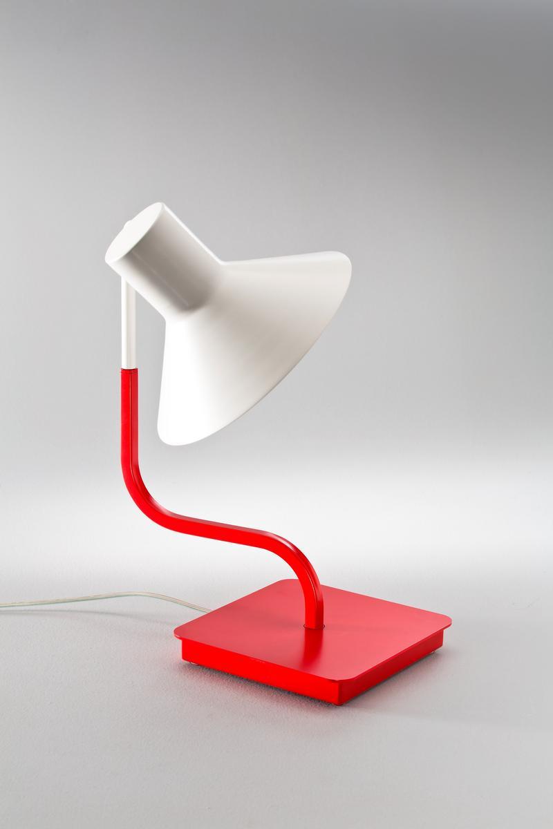 LED adjustable iron table lamp | Sister by Zava