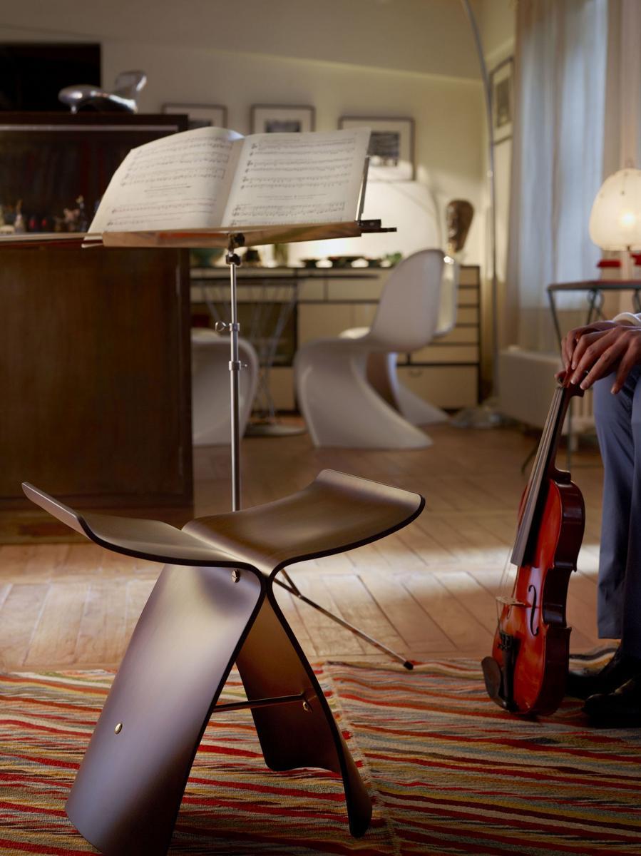 Low multi-layer wood stool | Butterfly by Vitra