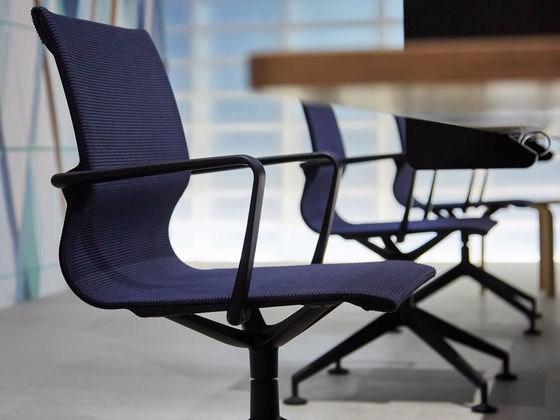 Training chair with armrests | Physix Conference by Vitra